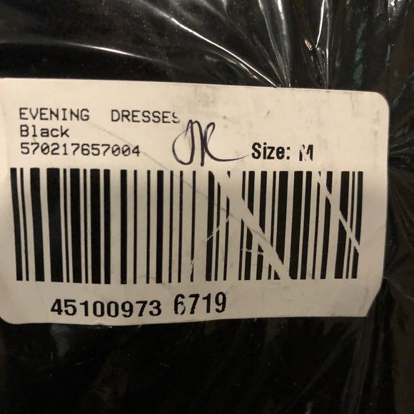 ❗️Closeout❗️WHBM🎄NWT Jumpsuit Velvet FIRM PRICE - Picture 7 of 8